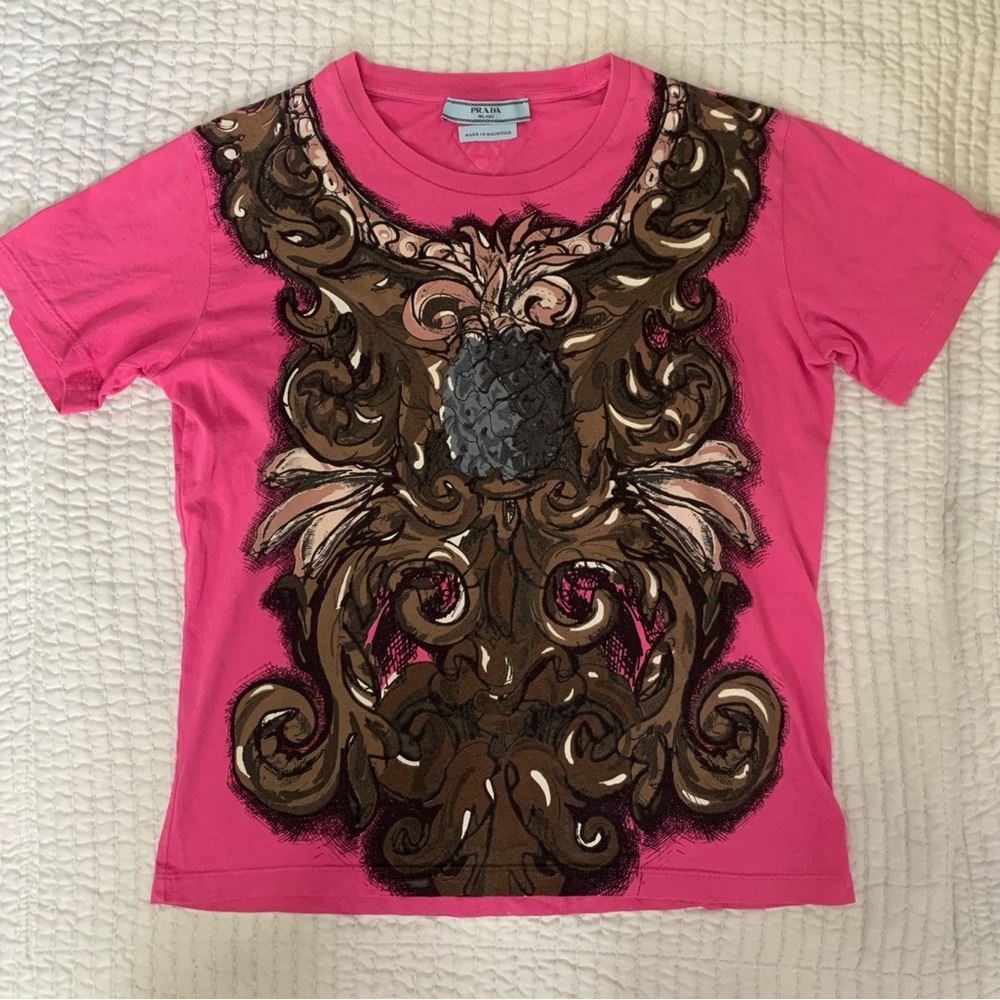 Prada y2k tee